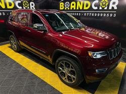 جیپ گراند شیرۆکی